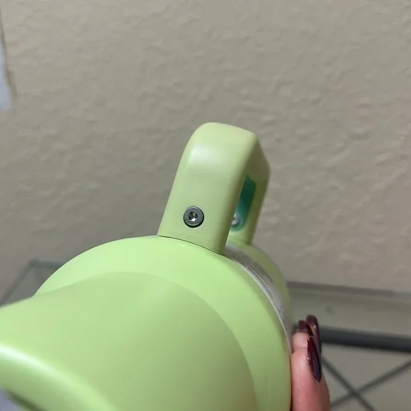 Stanley 40oz Citron - Picture 5 of 7